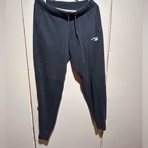 Black new balance jogging pants